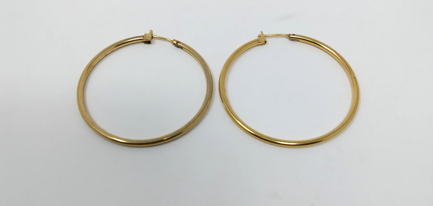 Vintage Monet Gold Tone Hoop Earrings