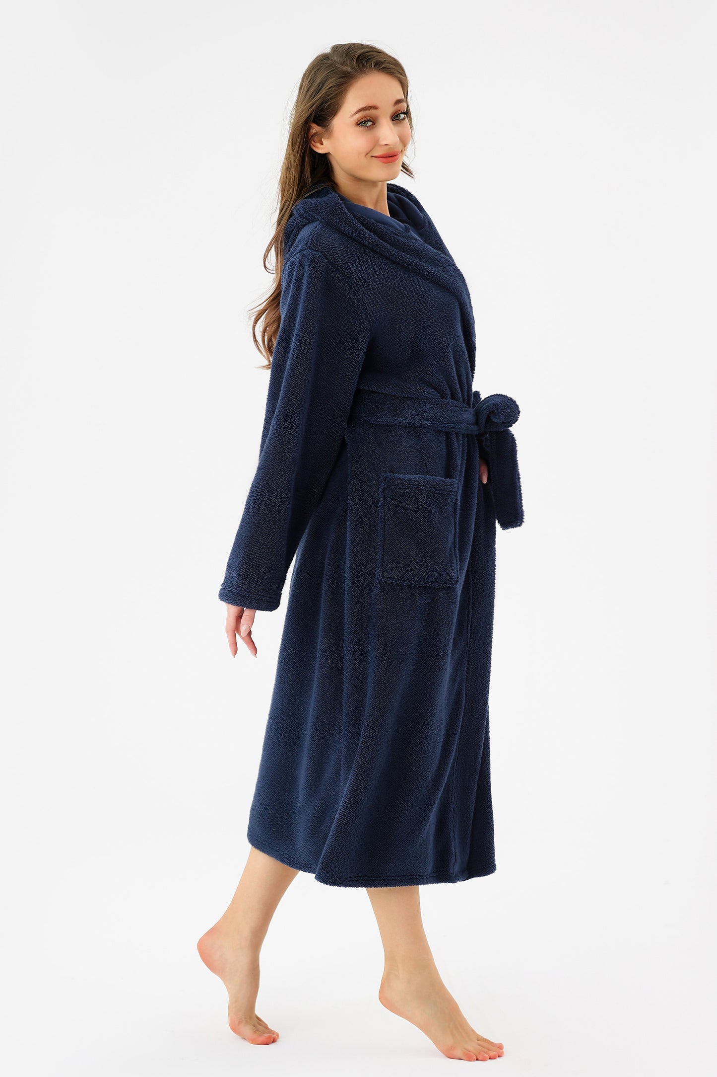 Women’s Plush Hooded Fleece Bathrobe with Pockets